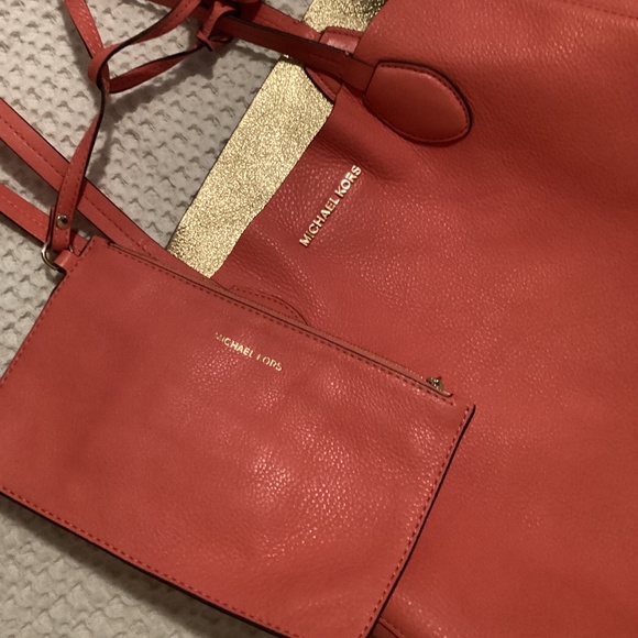 Michael Kors Reversible Tote Bag, Pink Grapefruit/Gold - Picture 7 of 9